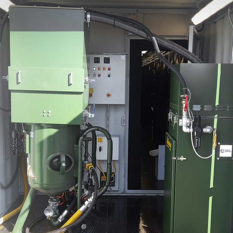 Containerised blast room