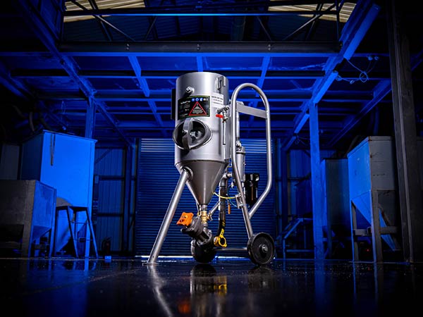 Aquagrit WDOS (Dry / Wet / Slurry) Blast Machine